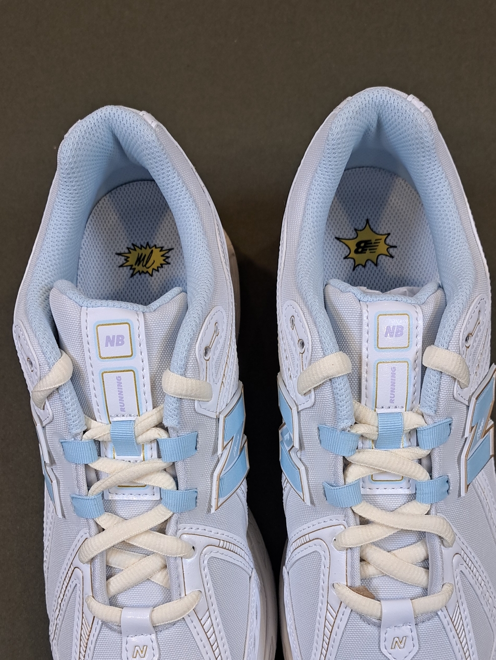 New Balance 1906R Sneaker - Color: White/Light Blue - Size: Unixex M-9.5, W-11 D - Picture 4 of 9